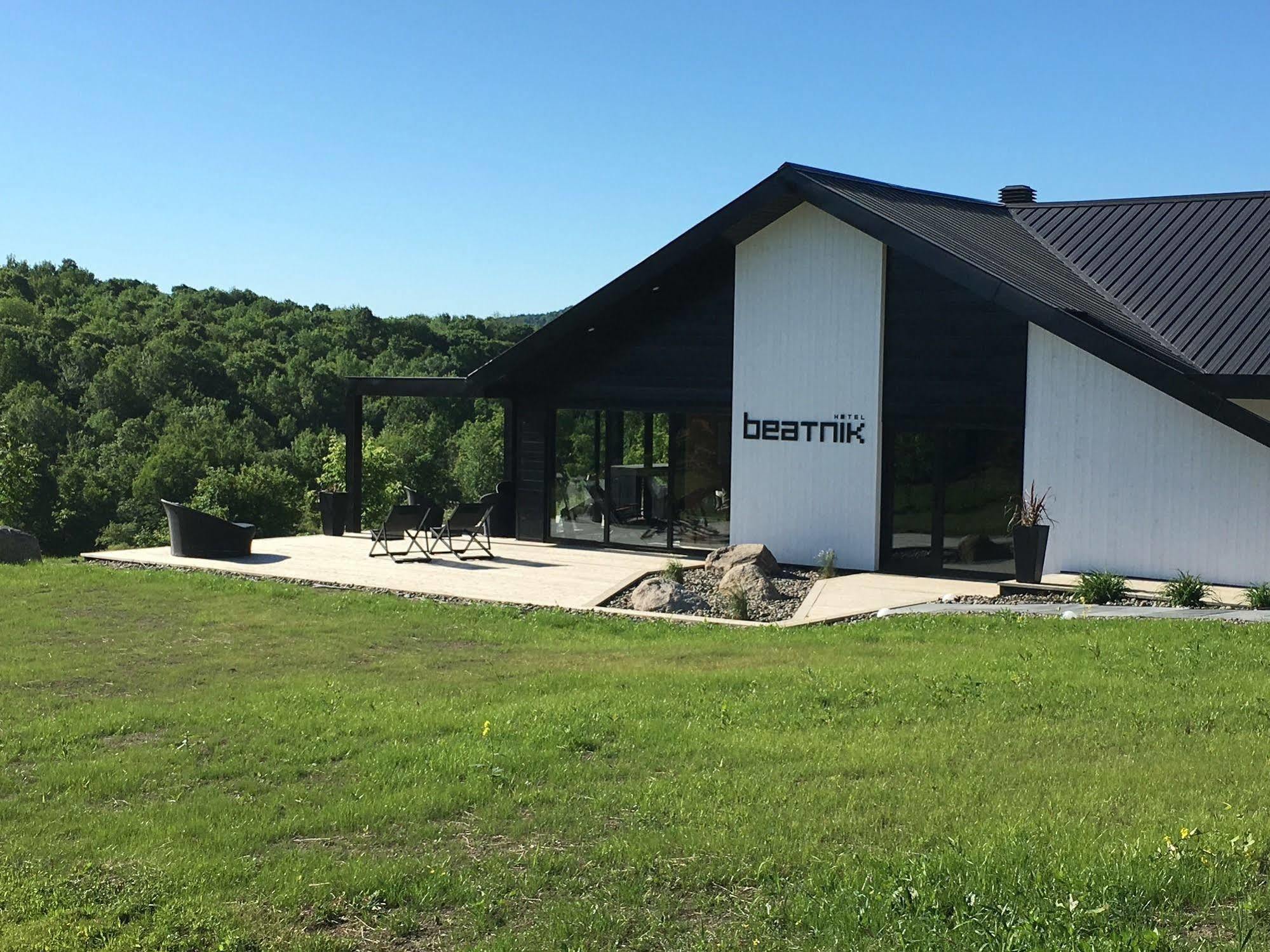 Beatnik Hotel Bromont Kültér fotó